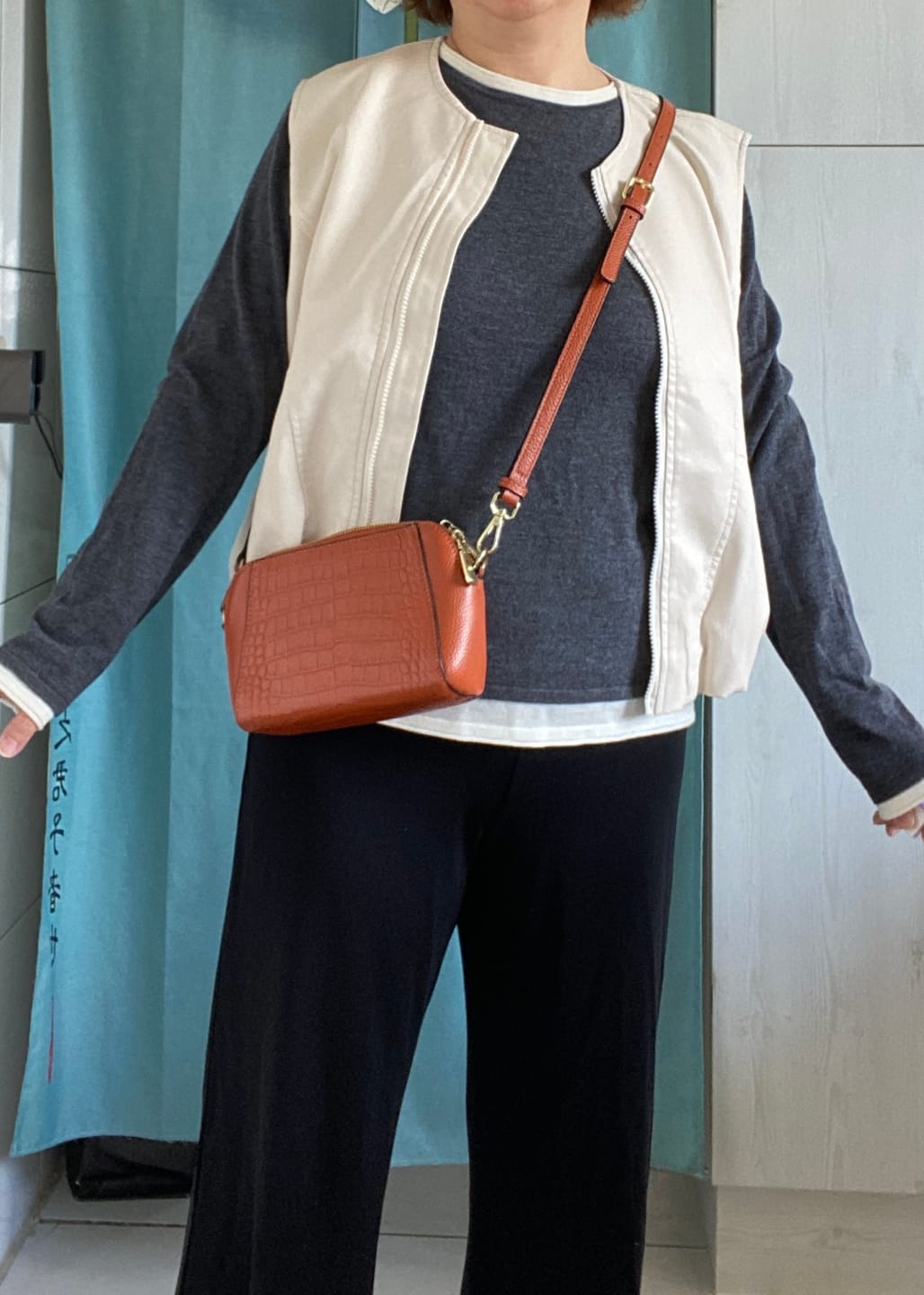 Customer photo review of Sora Two tone Wool Blend Knit Top Grey