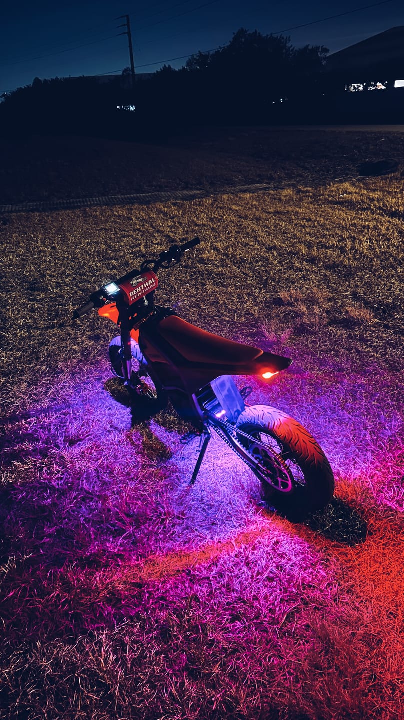 Customer photo review of Wireless LED Lights-RG5