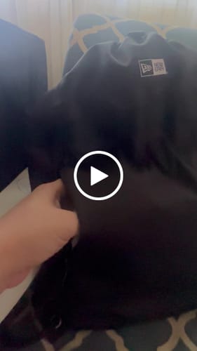 Customer video review of New Era Daypack Black Sack