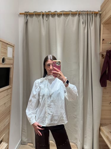 Customer photo review of Blusa Cuello Alto White