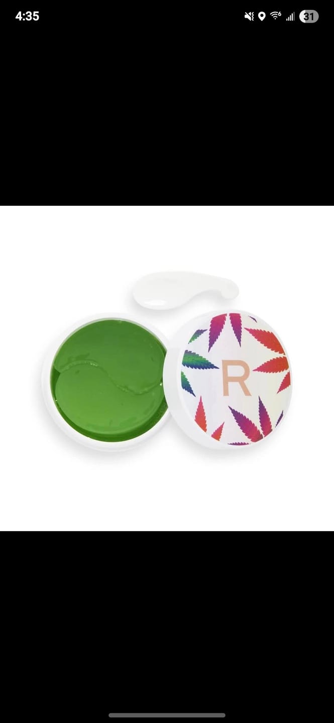 Customer photo review of Revolution Energy Under Eye Patches Hydrating with Cannabis Sativa & Niacinamide (72 Pcs Lot)