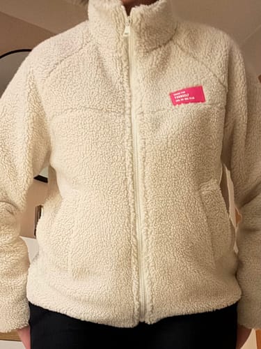 Customer photo review of Kuschelige Teddyjacke PATCH AND ZIP 2.0 - versch Farben