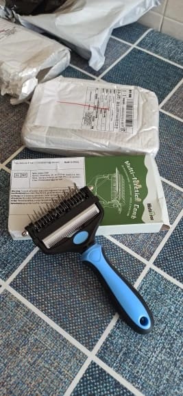 Customer photo review of 3-in-1 Pet Hair Removal Brush