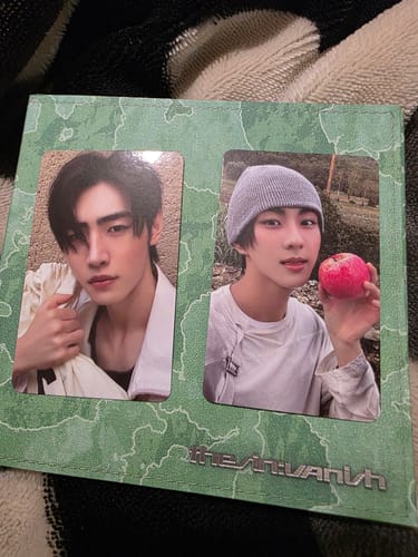 Customer photo review of ENHYPEN mini 7th Album [THE SIN VANISH] FUGITIVES Ver. (Compact) (Online Benefit)