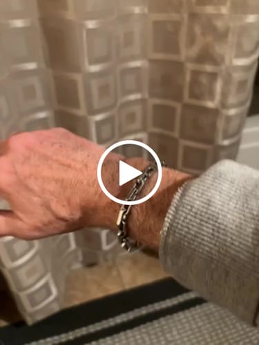 Customer video review of Elongated Steel Link Bracelet | 7MM