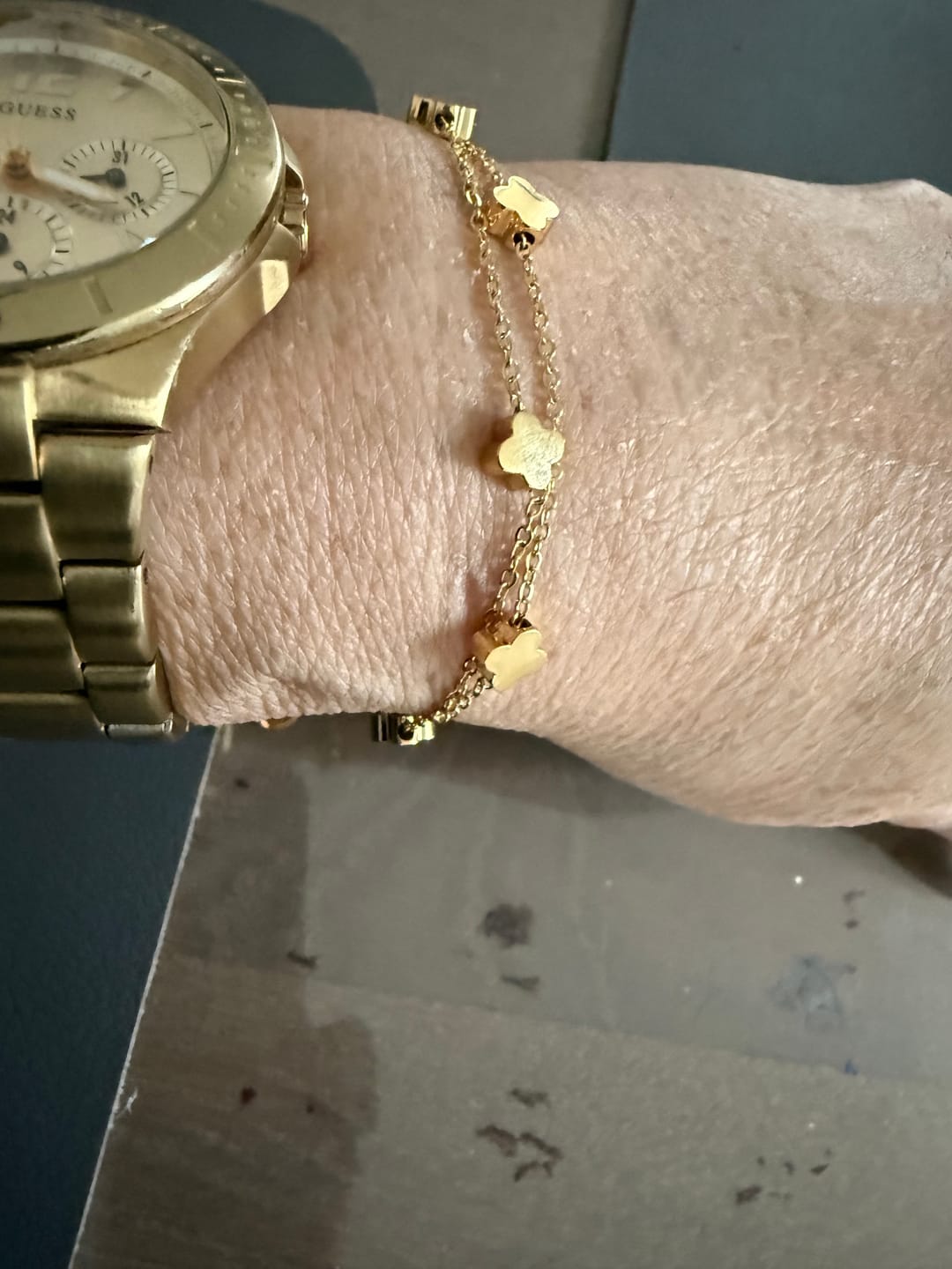 Customer photo review of Double clover chain bracelet gold