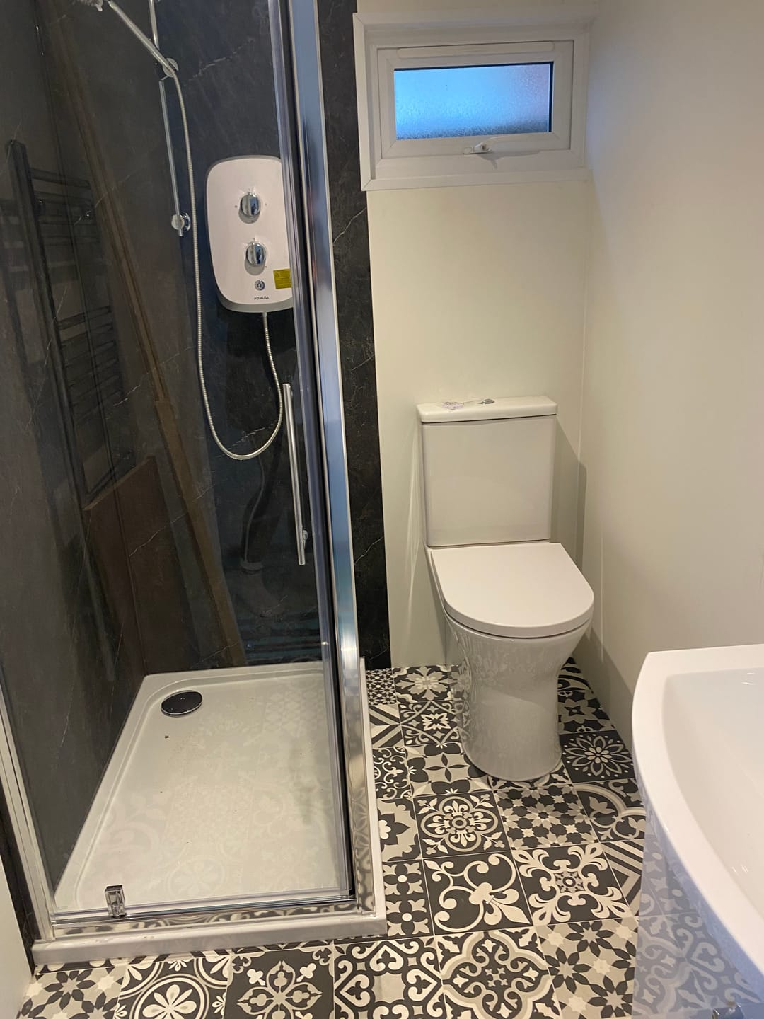 Customer photo review of 25mm x 25mm White External Corner Trim