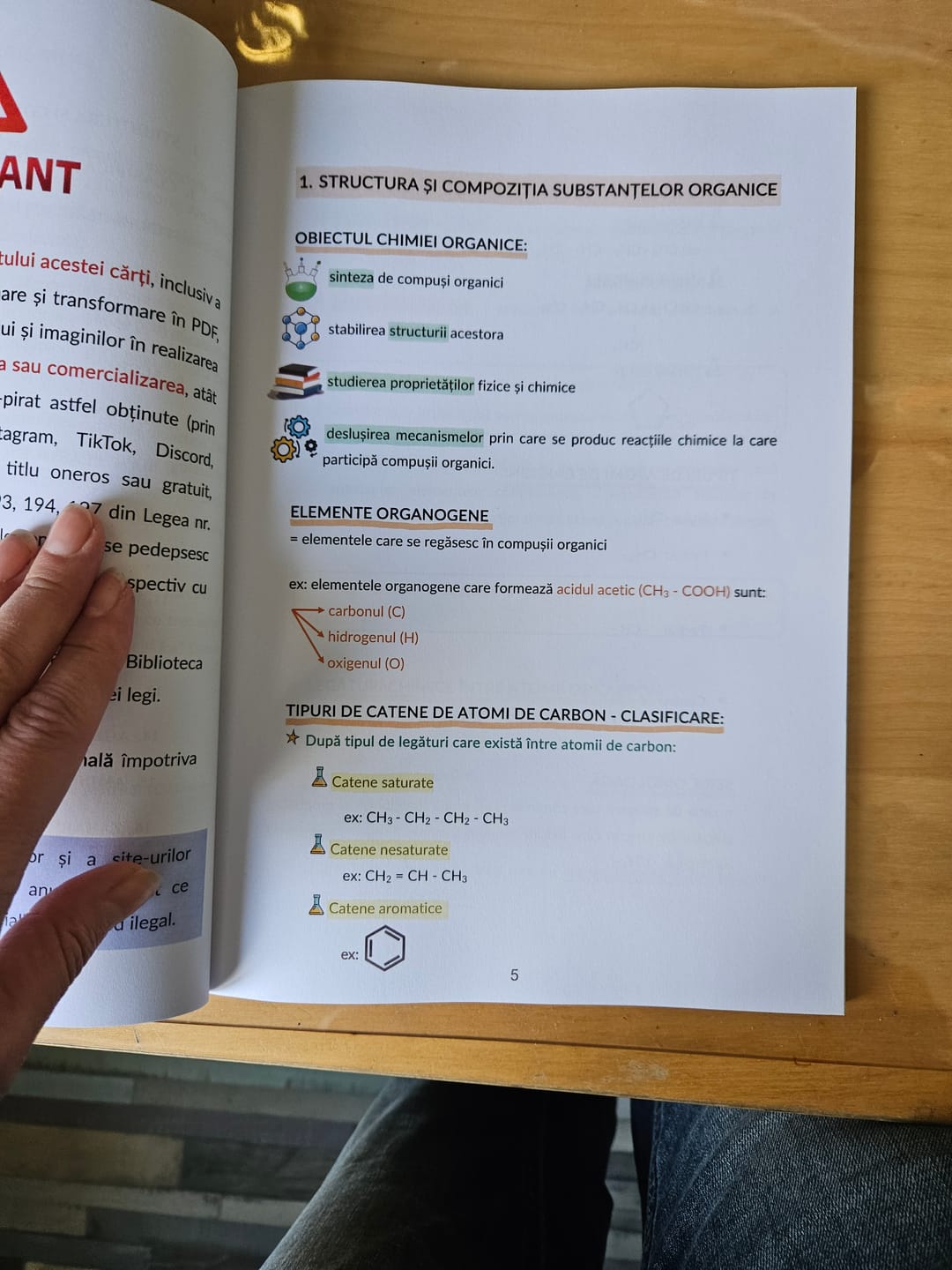 Customer photo review of Carte Chimie Organică Bacalaureat Bacademia