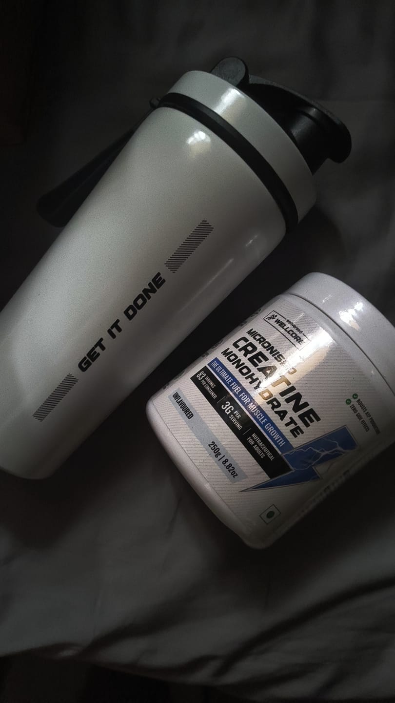 Customer photo review of Wellcore - Micronised Creatine Monohydrate (83 Servings, Unflavoured) + Premium Steel Shaker