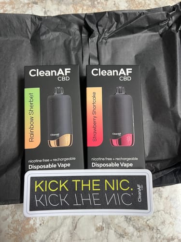 Customer photo review of Dessert Pack CBD Vape Pens - 2pc