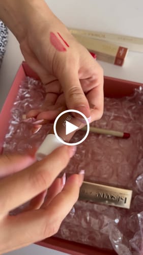 Customer video review of PEPTIDE LIP BALM TRAVEL SIZE
