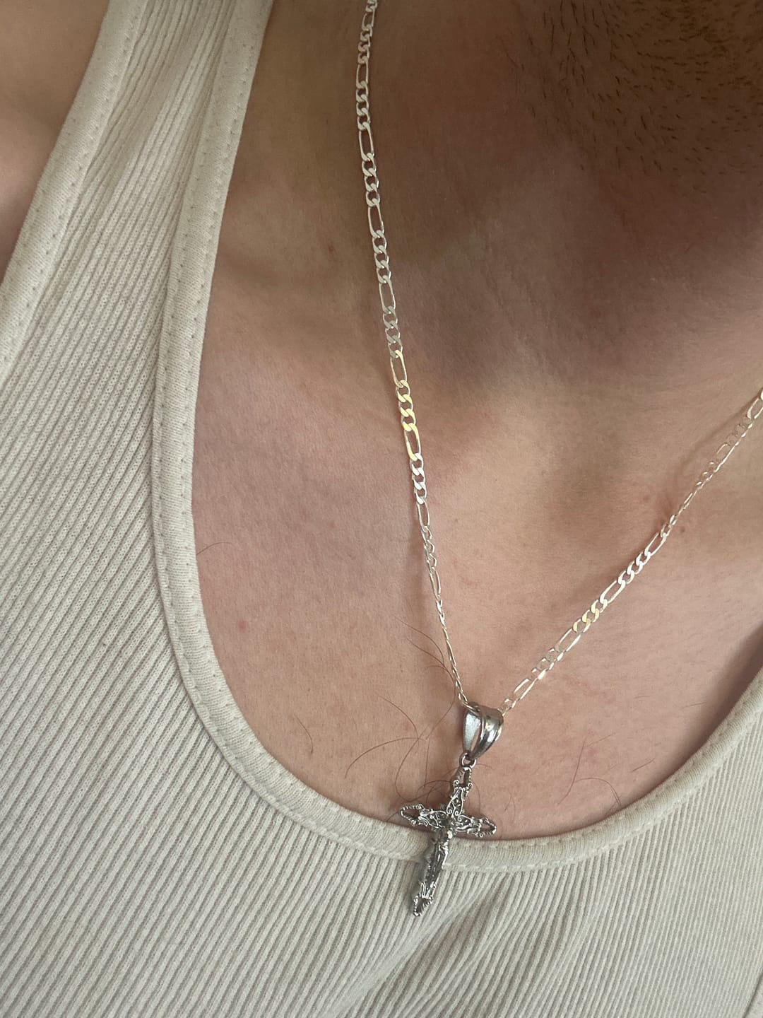 Customer photo review of 3MM STERLING SILVER FIGARO CHAIN