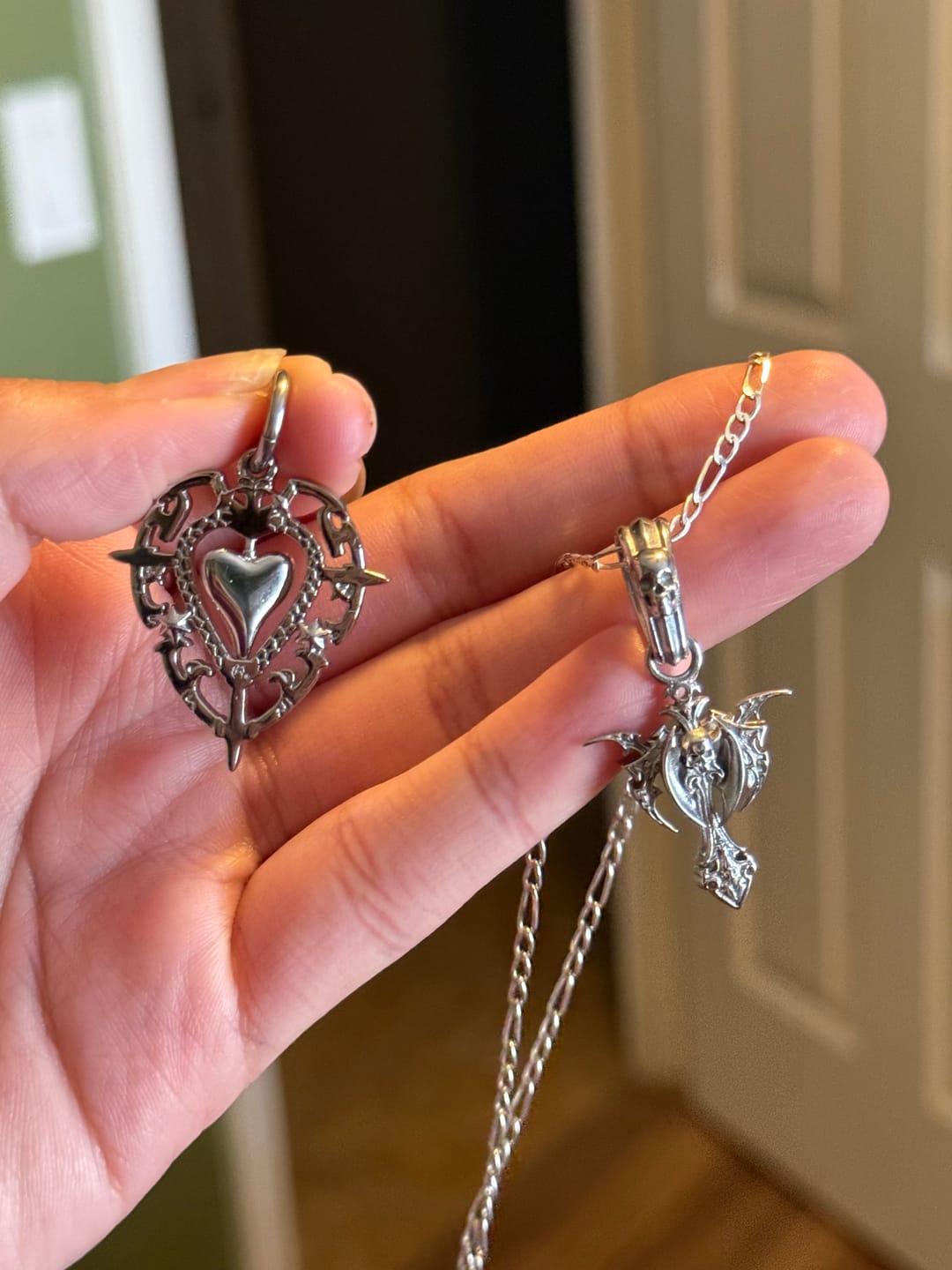 Customer photo review of ANTIQUE HEART PENDANT
