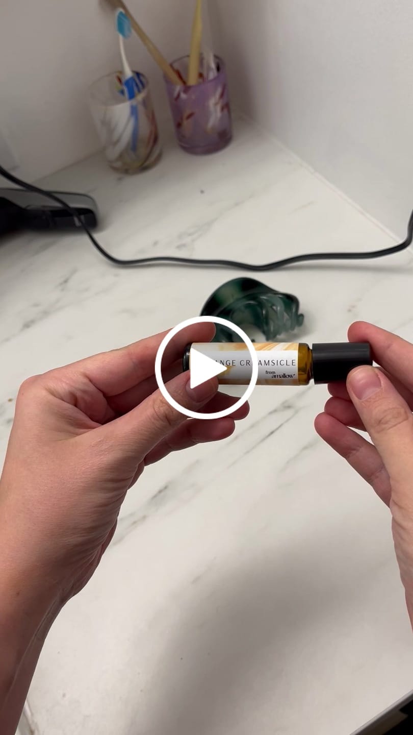 Customer video review of Perfume Roller - Orange Creamsicle