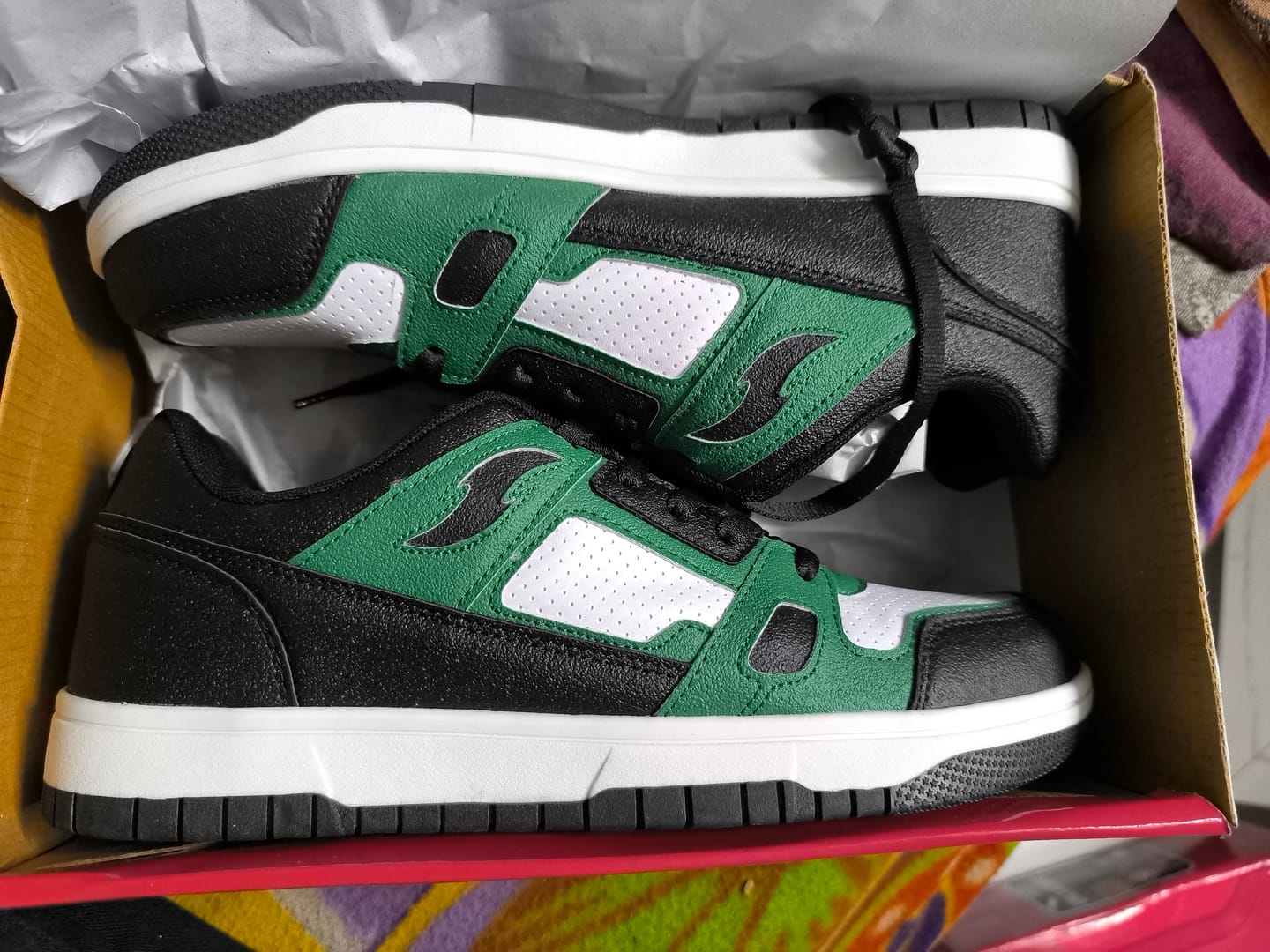 Customer photo review of ASH Black Green