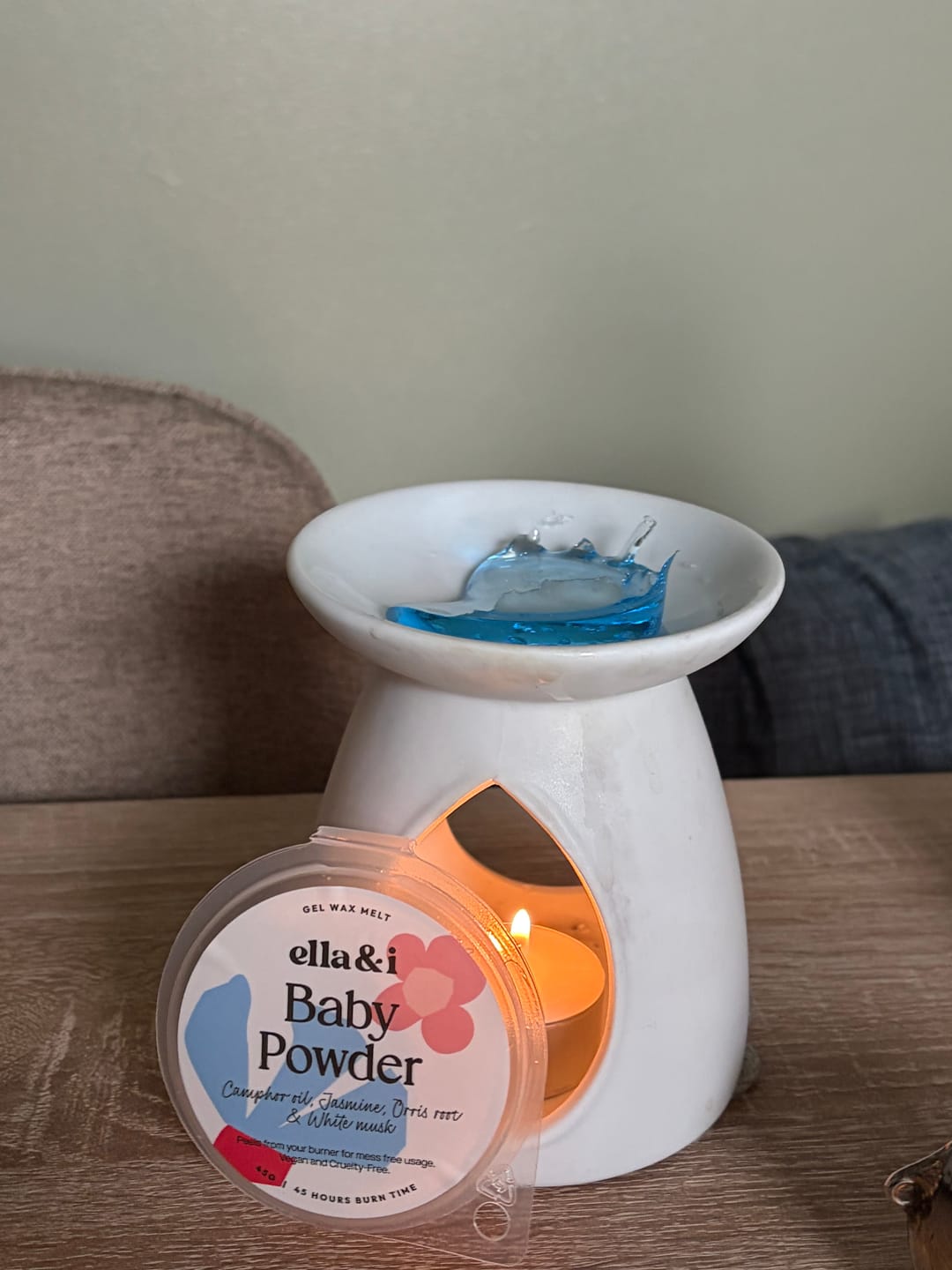 Customer photo review of Ella & I Gel Melt Subscription Box