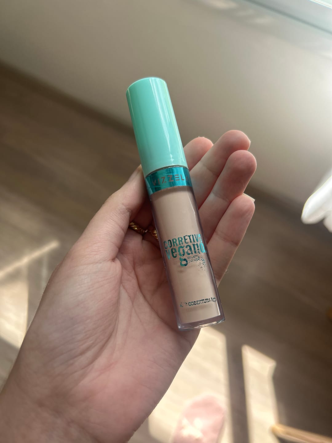 Customer photo review of Corretivo Líquido Matte - Vizzela