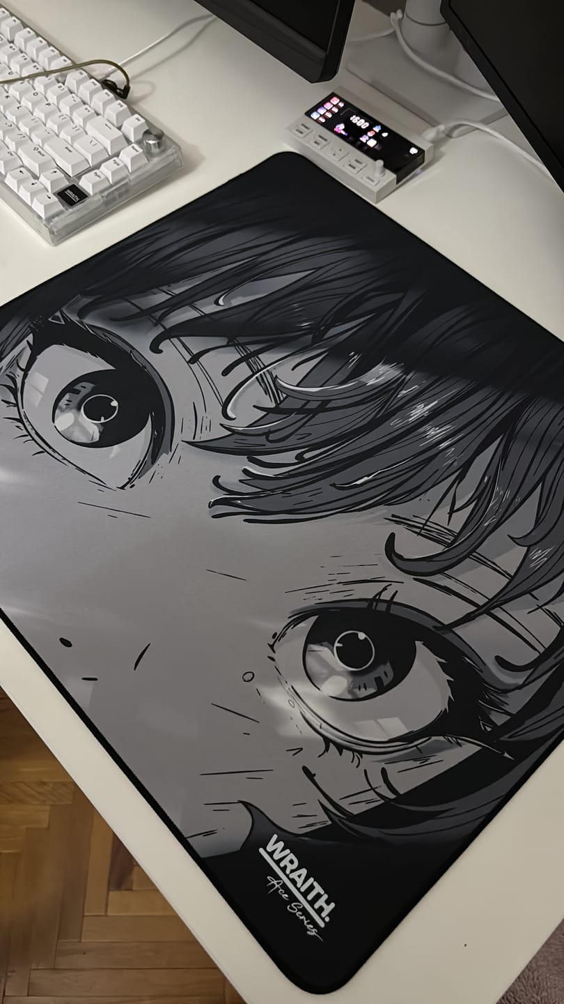 Customer photo review of Wraith Ace Series [Glimpse] Limited Edition Poron Mousepad