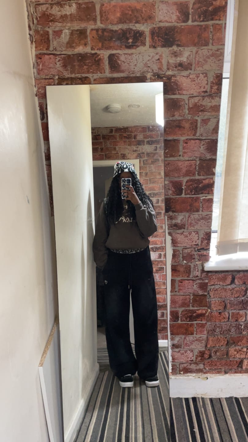 Customer photo review of Aelfric Eden Leopard Double Waist Baggy Sweatpants