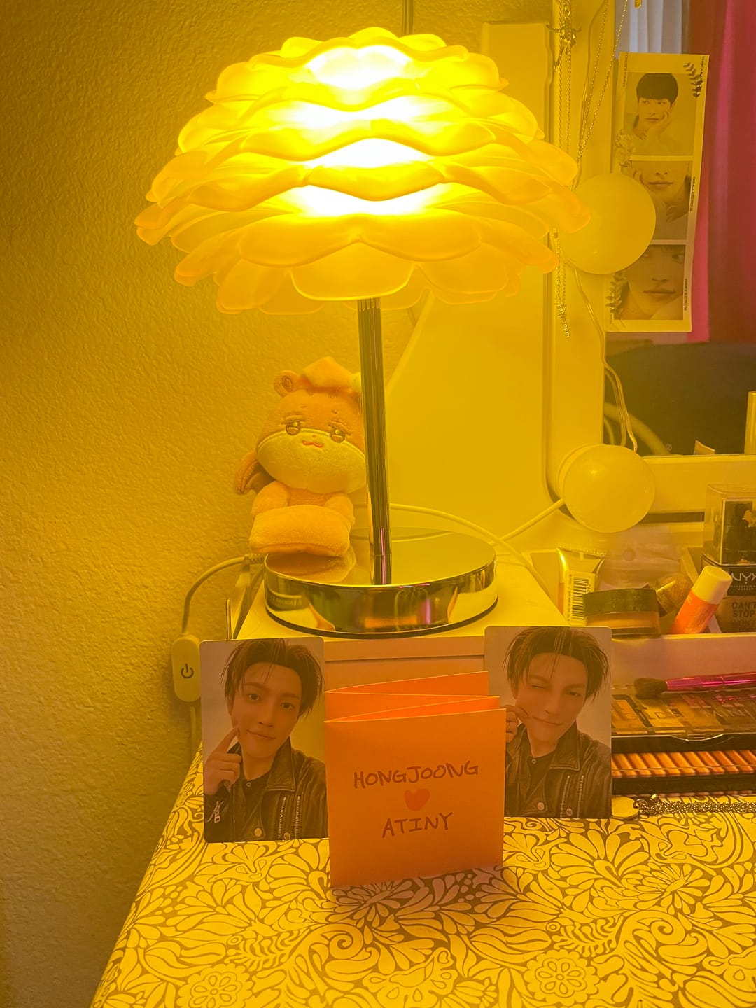 Customer photo review of ATEEZ - HONGJOONG : PETAL GLOW