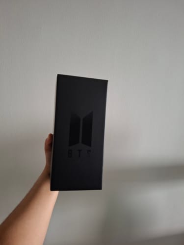 Customer photo review of BTS OFFICIAL LIGHT STICK VER.4