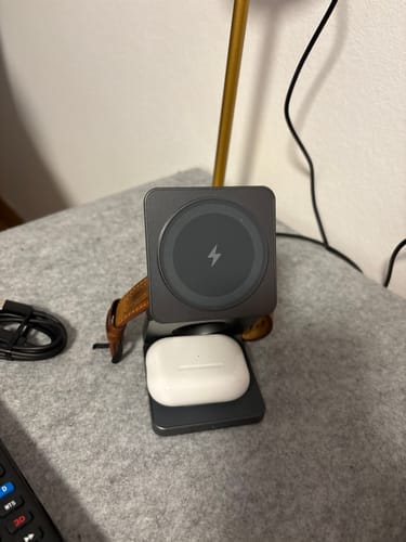 Customer photo review of Trifold Charger+