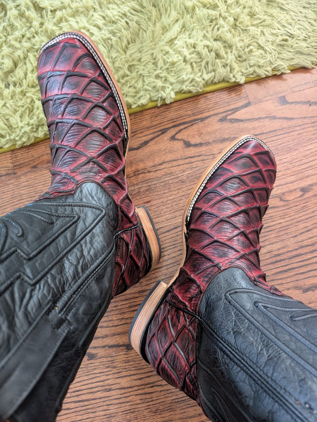 Customer photo review of Cowboy Boot Black Cherry Pirarucu Bass