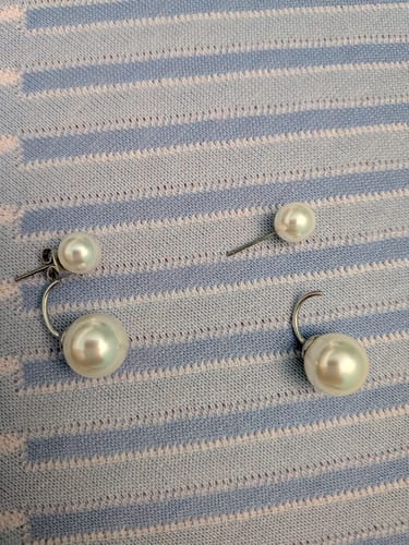 Customer photo review of Pearl Ear Jacket Earring