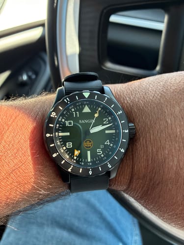 Customer photo review of Defender