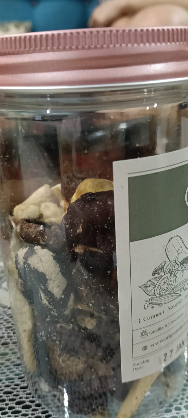 Customer photo review of Mixed Mushroom Chips Container