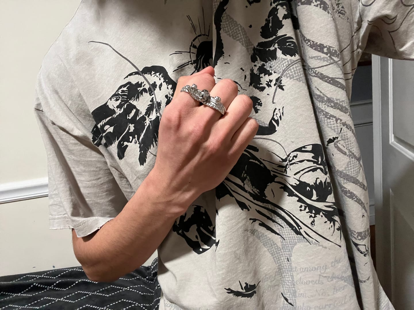 Customer photo review of DOUBLE FINGER OCTOSKULL RING