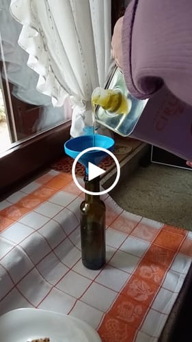 Customer video review of 1 lattina di olio extravergine di oliva • 5 Litri