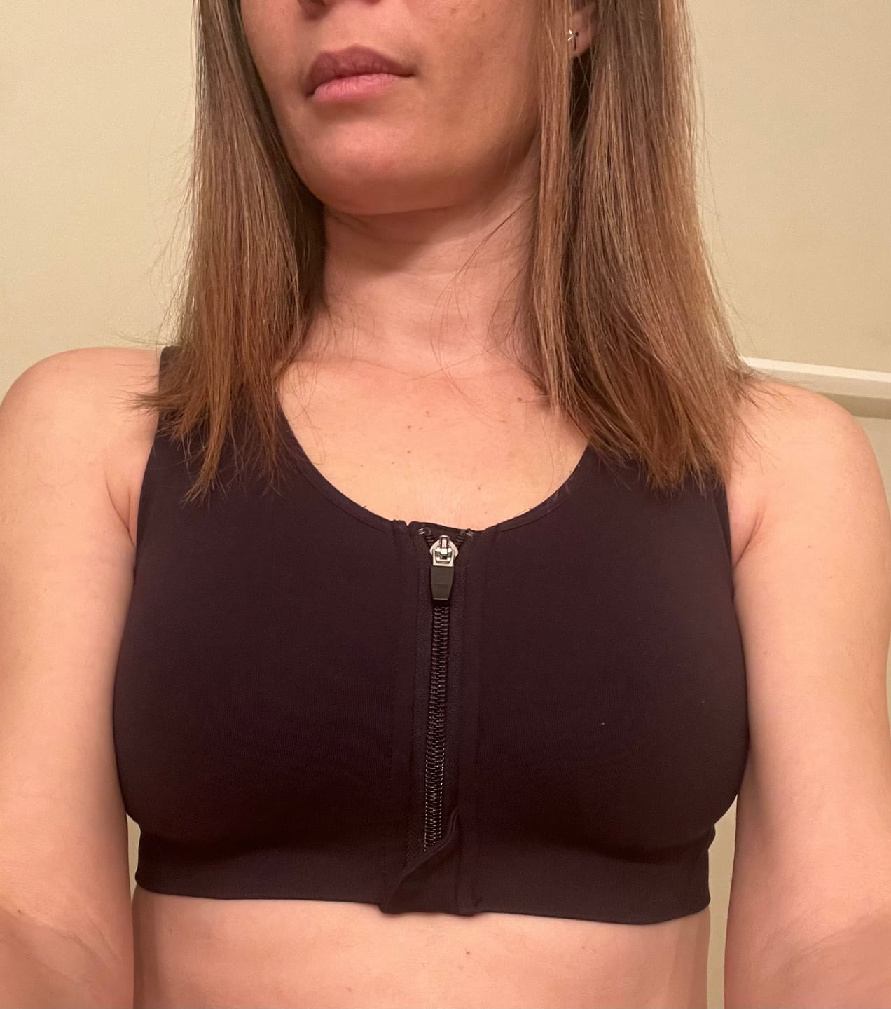 Customer photo review of AlignMe Zipper Posture Sports Bra For Women