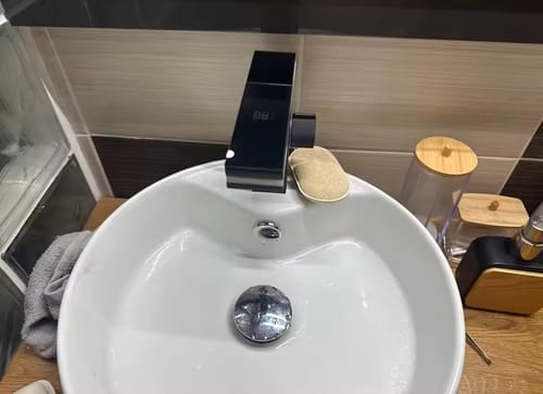 Customer photo review of Kebnekaise - Digital Display Celsius Bathroom Basin Faucet with Intelligent LED