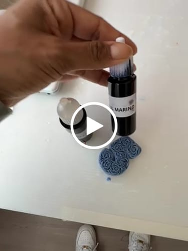 Customer video review of Colorante líquido para velas AZUL MARINO