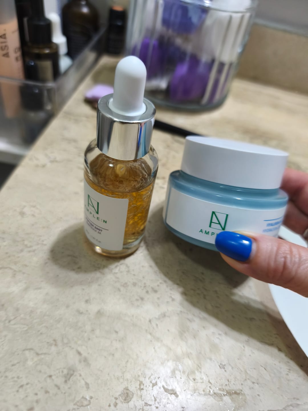 Customer photo review of Crema Hidratante Antiedad AMPLEN Ácido Hialurónico 60ml