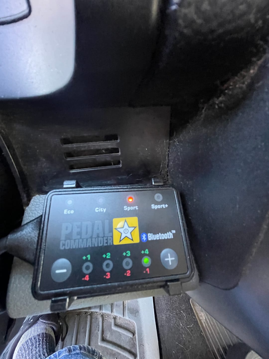 Customer photo review of Pedal Commander for Ford F350