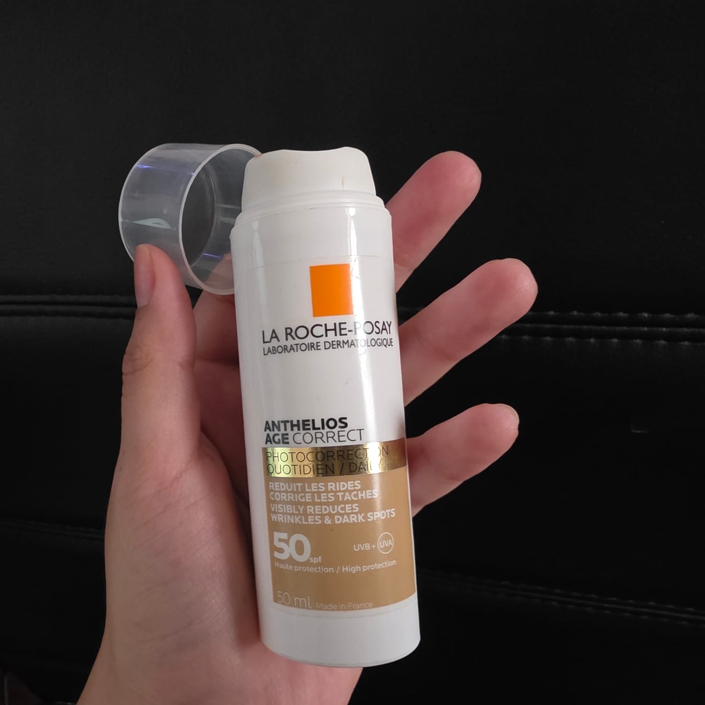 Customer photo review of Anthelios Age Correct Con Color 50SPF