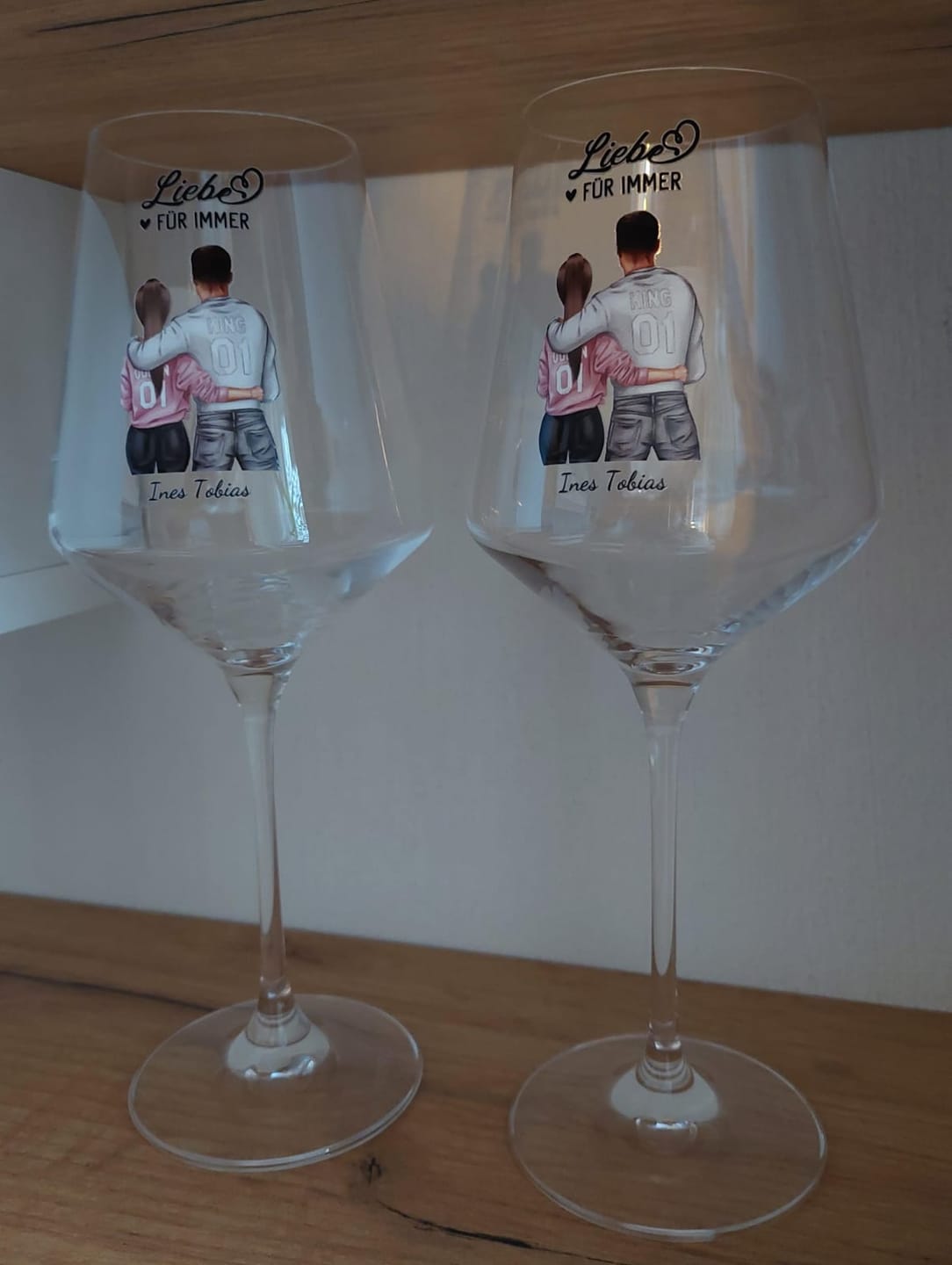Customer photo review of Jeden Tag - Personalisiertes Weinglas für Paare zum Valentinstag