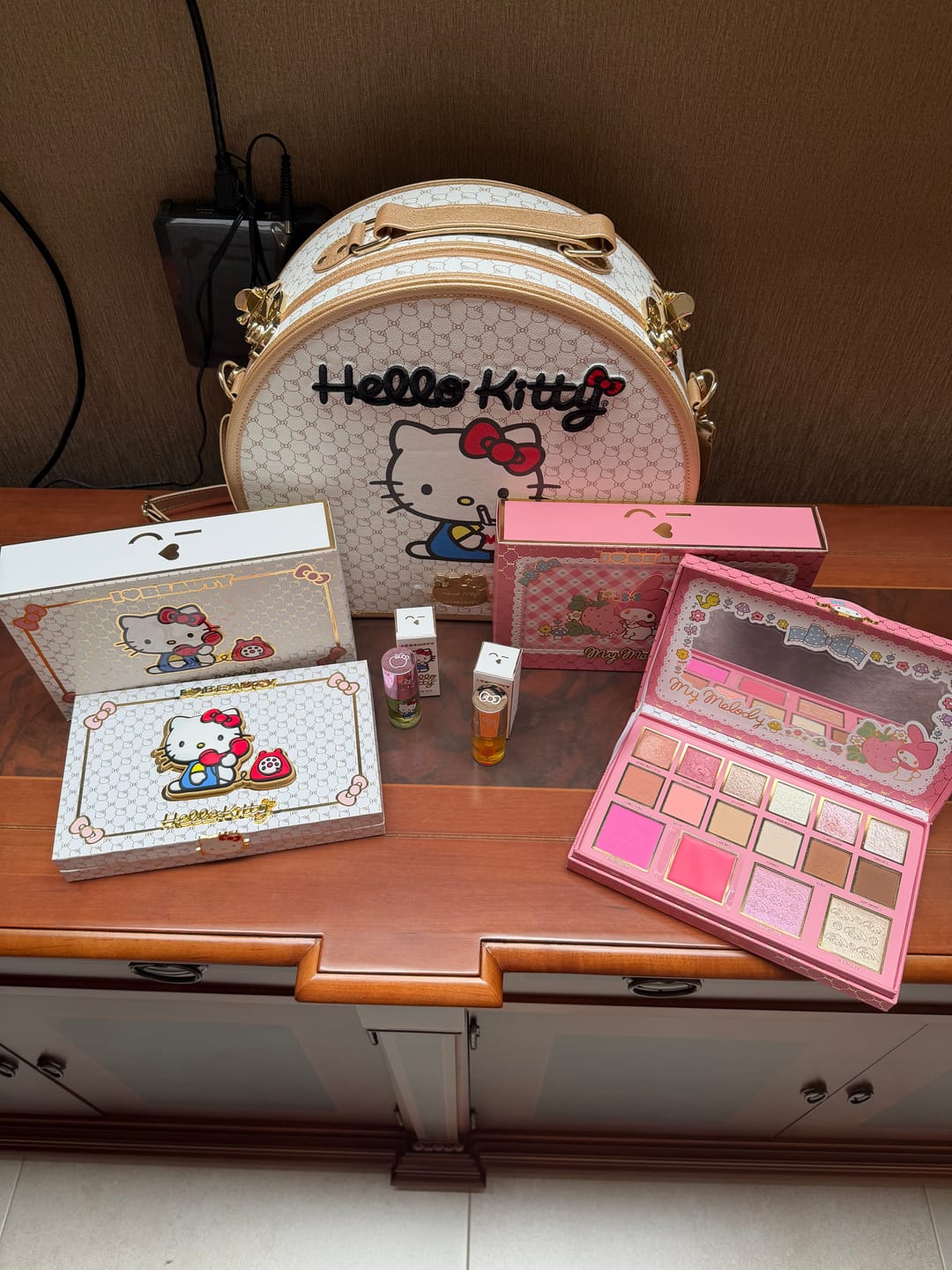 Customer photo review of Paleta de Sombras, Rubores e Iluminadores | My Melody