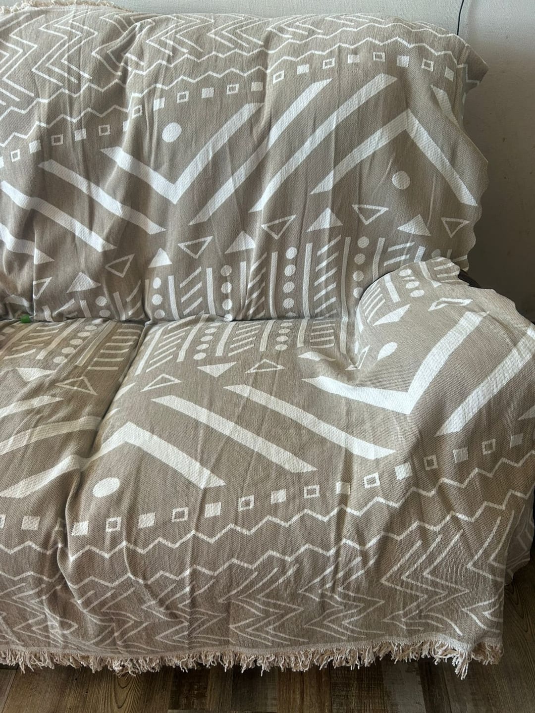 Customer photo review of Frazada Reversible 2 en 1 Cubresofá Manta Premium De Living Dormitorio Sillon 180x230cm