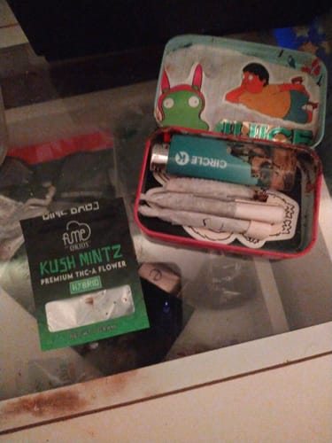Customer photo review of Fume Kush Mintz – 1g Premium THCA Hybrid Flower