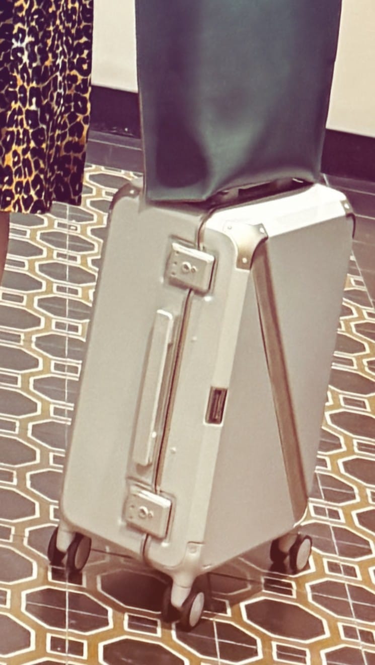 Customer photo review of THE CABIN TRUNK | THE PLAYA