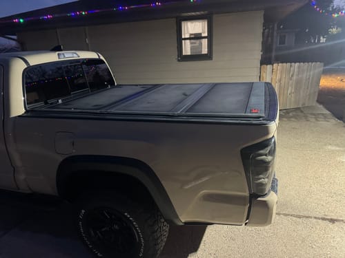 Customer photo review of Rough Country 47420600B Hard Low Profile Bed Cover | 6' Bed | Toyota Tacoma 2WD/4WD (2016-2023)