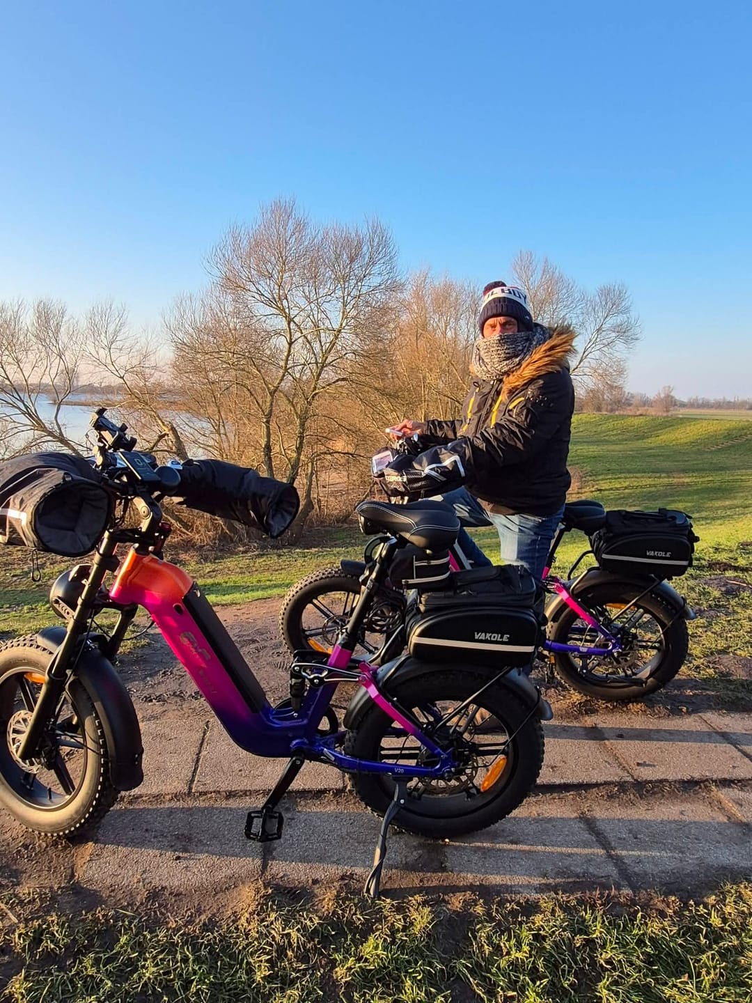Customer photo review of Vakole Waterproof Bike Rack Bag With Large Capacity (17-35L)