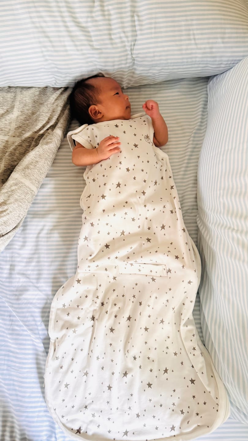 Customer photo review of 4 Season® Ultimate Baby Sleep Bag, Merino Wool & Organic Cotton, Star White