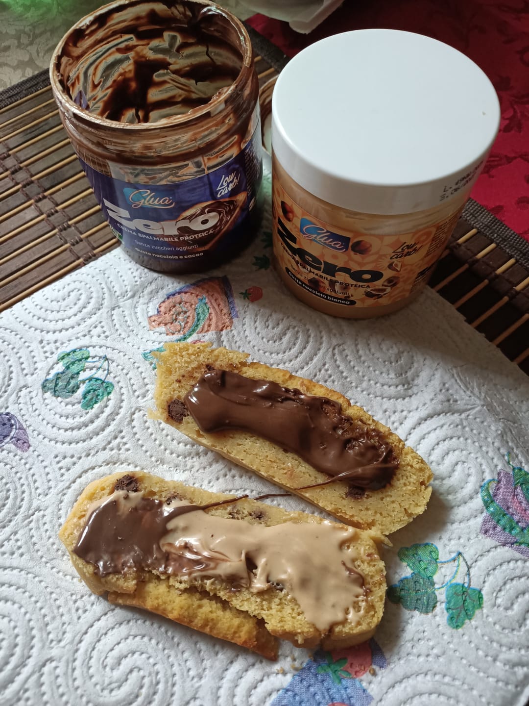 Customer photo review of Crema proteica gusto nocciola bianca