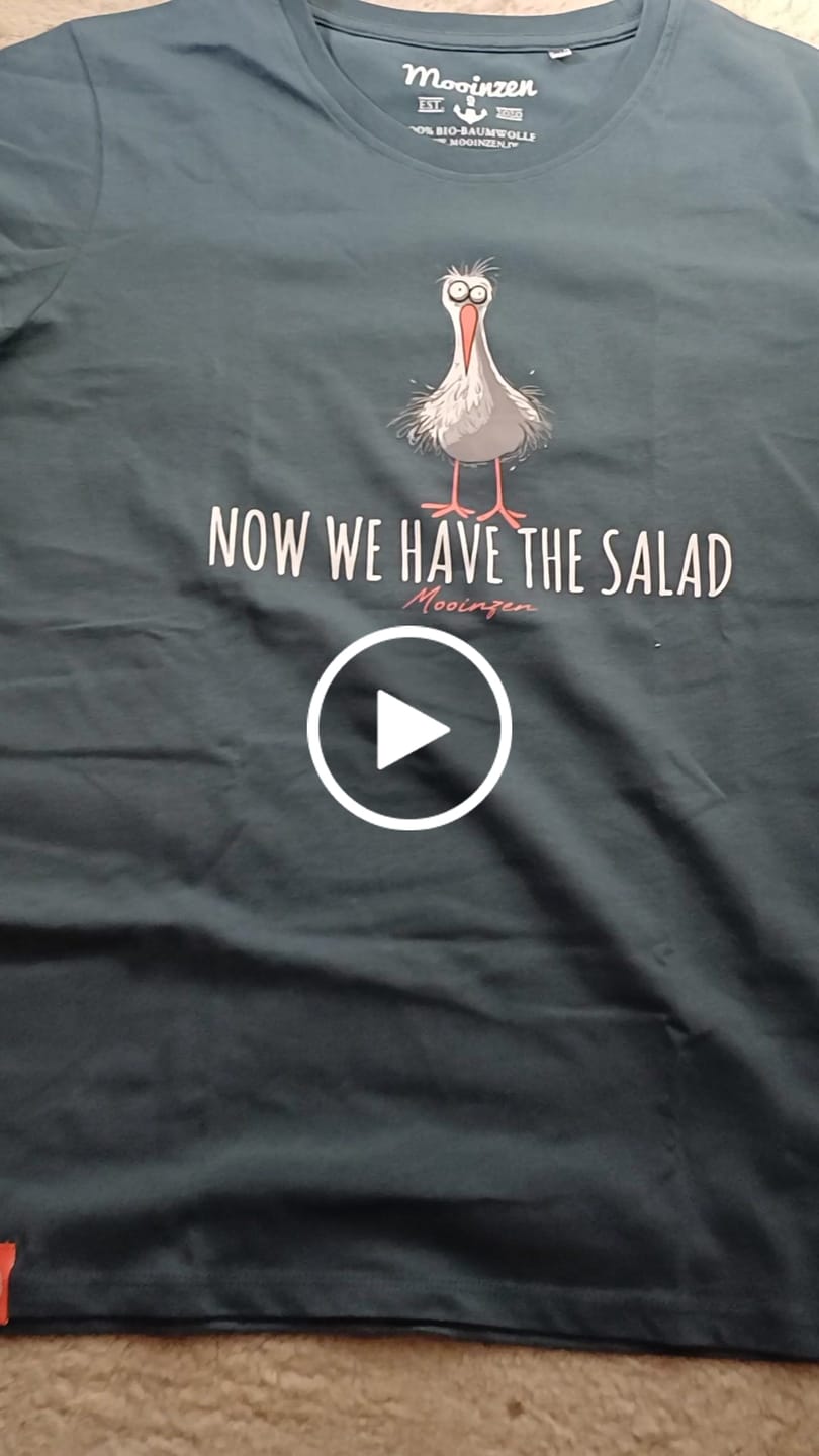 Customer video review of Now We Have The Salad · Damen Premium Signature Bio T-Shirt