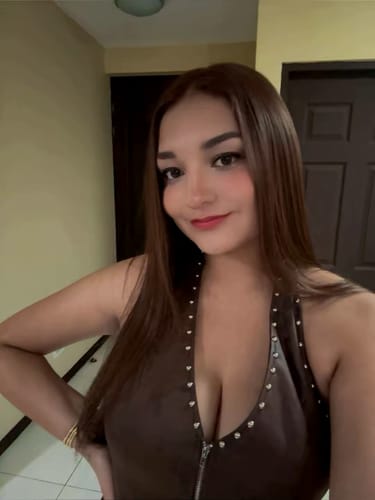 Customer photo review of THELMA CORSET