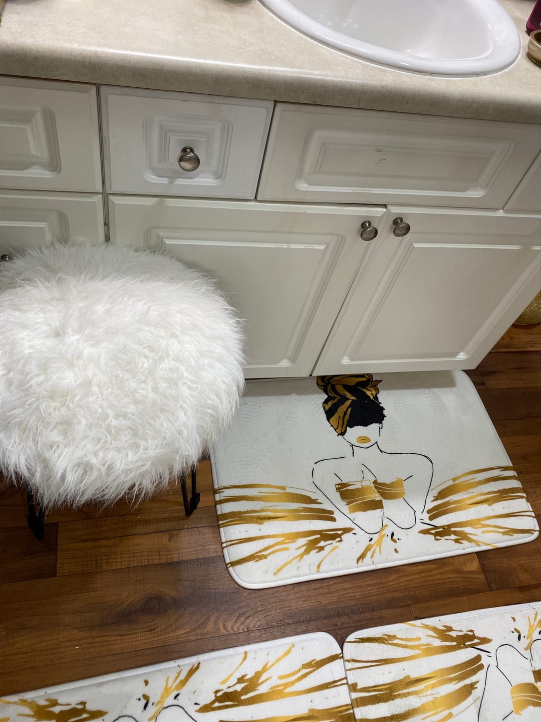 Customer photo review of Oro Bath Mat